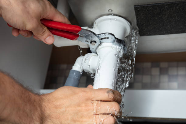 Best Emergency water damage restoration  in Lucerne, CA
